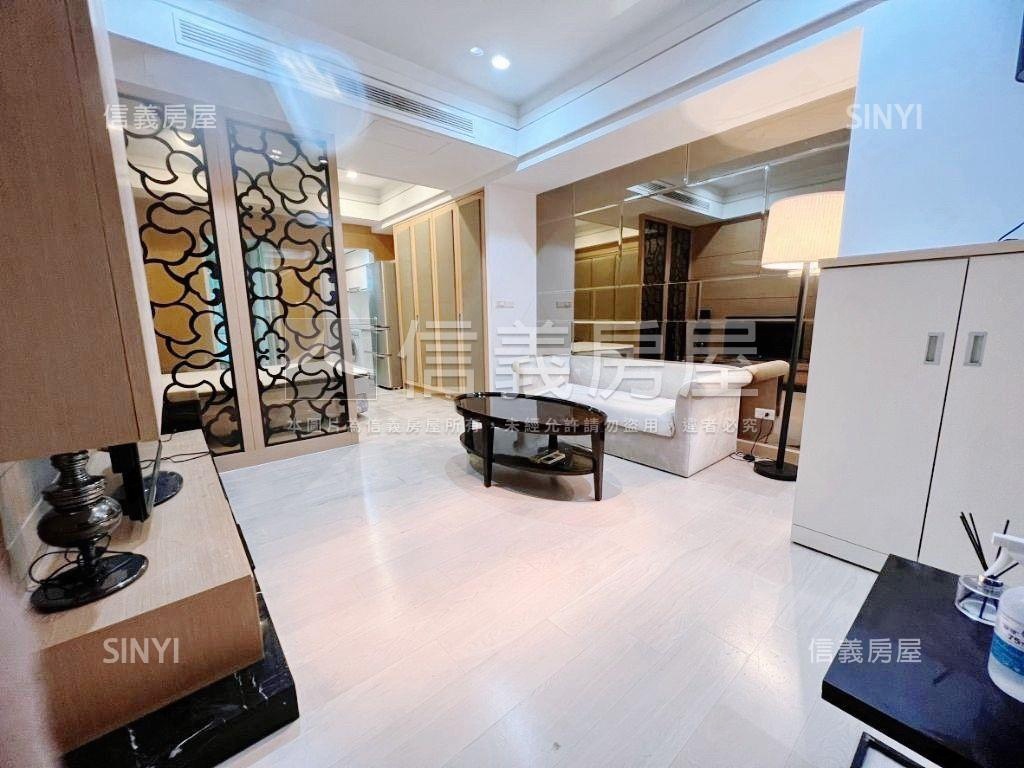 甲山林１５坪型１房房屋室內格局與周邊環境