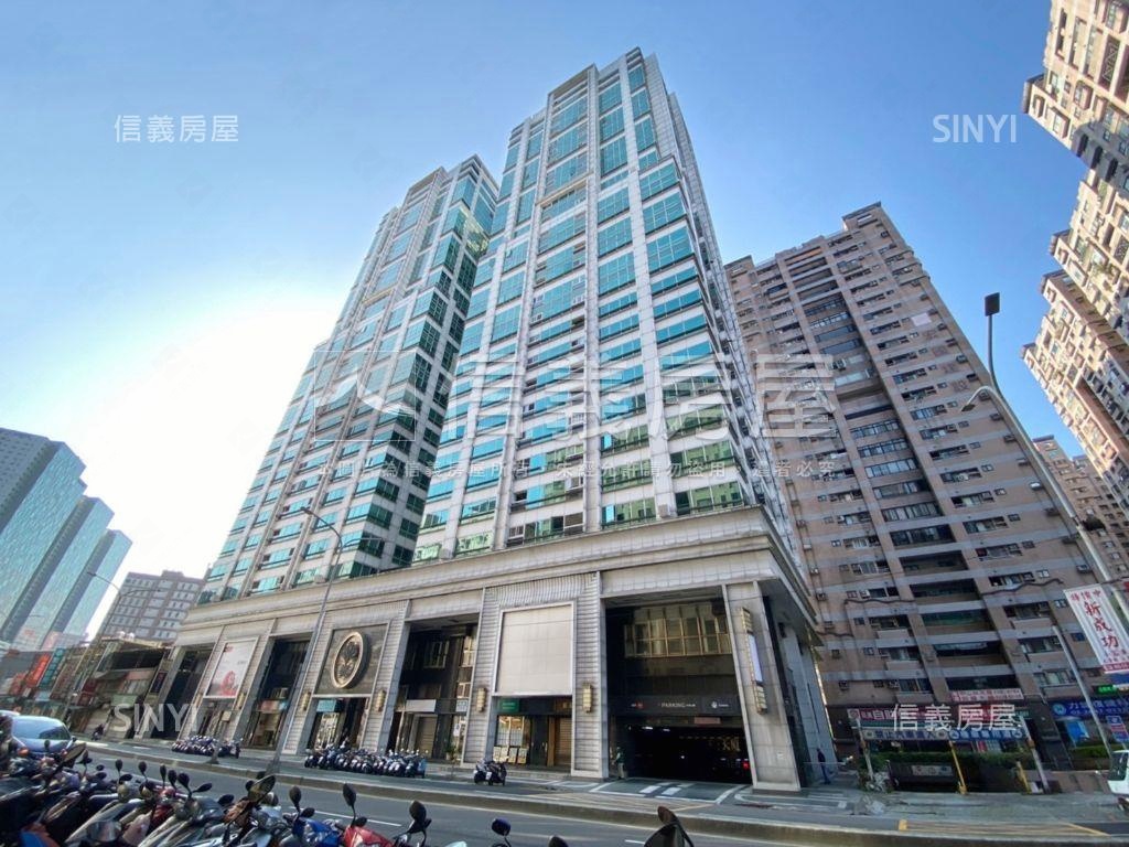 甲山林１５坪型１房房屋室內格局與周邊環境