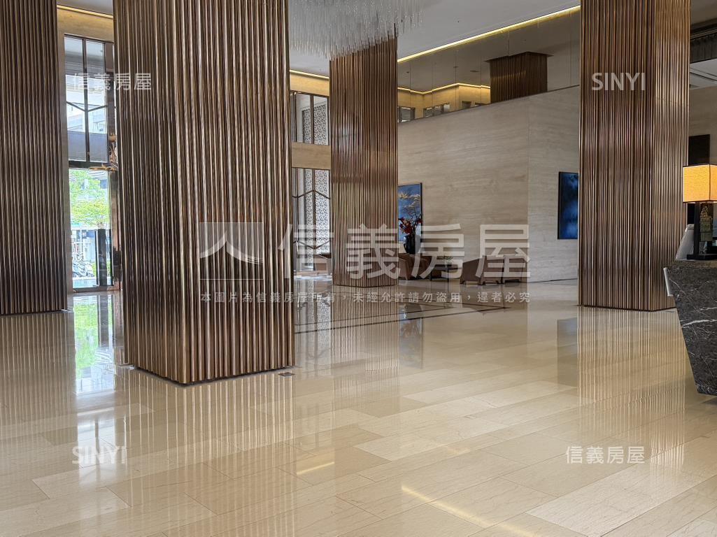 一極稀有三房雙車位房屋室內格局與周邊環境