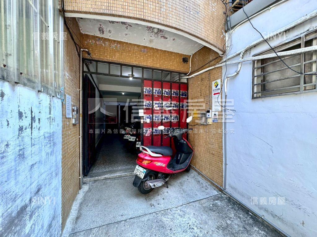 近捷運中清站三房健身公寓房屋室內格局與周邊環境