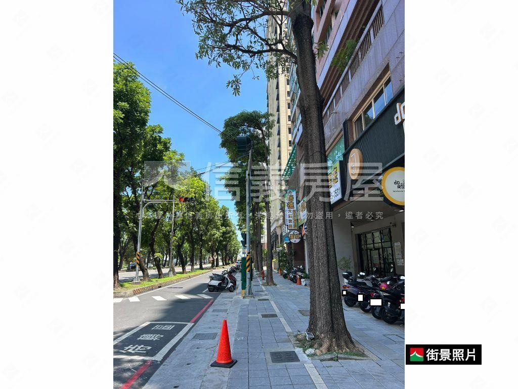 漢神巨蛋面寬約十米收租店房屋室內格局與周邊環境