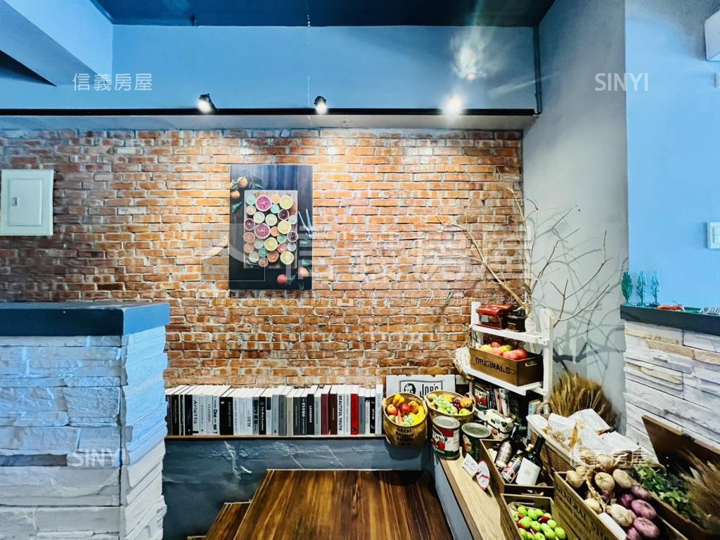 漢神巨蛋面寬約十米收租店房屋室內格局與周邊環境