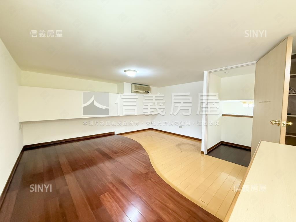 專任永吉路邊間華廈有車位房屋室內格局與周邊環境