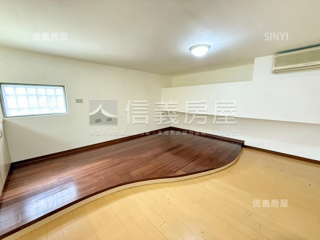 專任永吉路邊間華廈有車位房屋室內格局與周邊環境