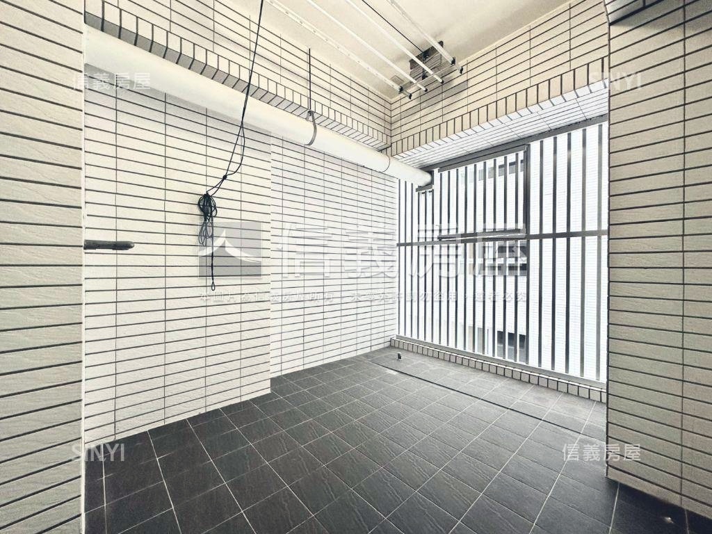 水晴川優美河景三房平車房屋室內格局與周邊環境