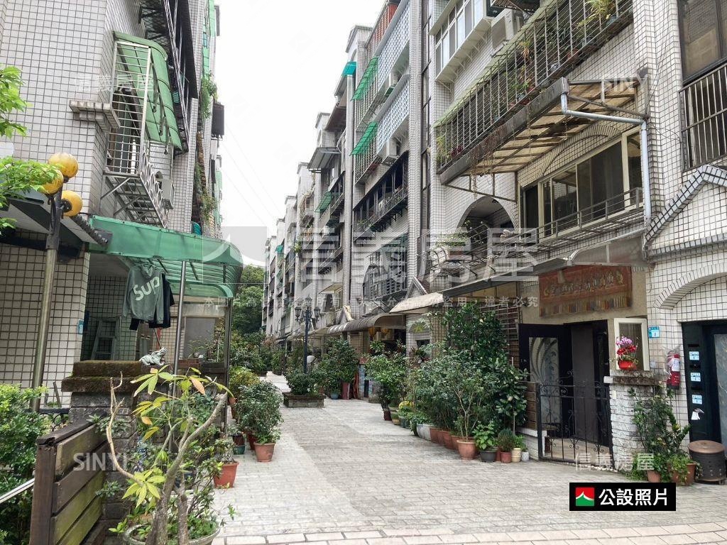 社區管理一樓大空間車位Ａ房屋室內格局與周邊環境