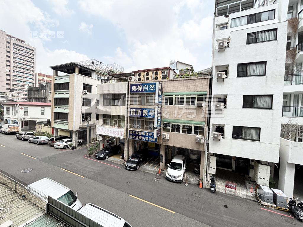 西區文教核心居仁國中三房房屋室內格局與周邊環境