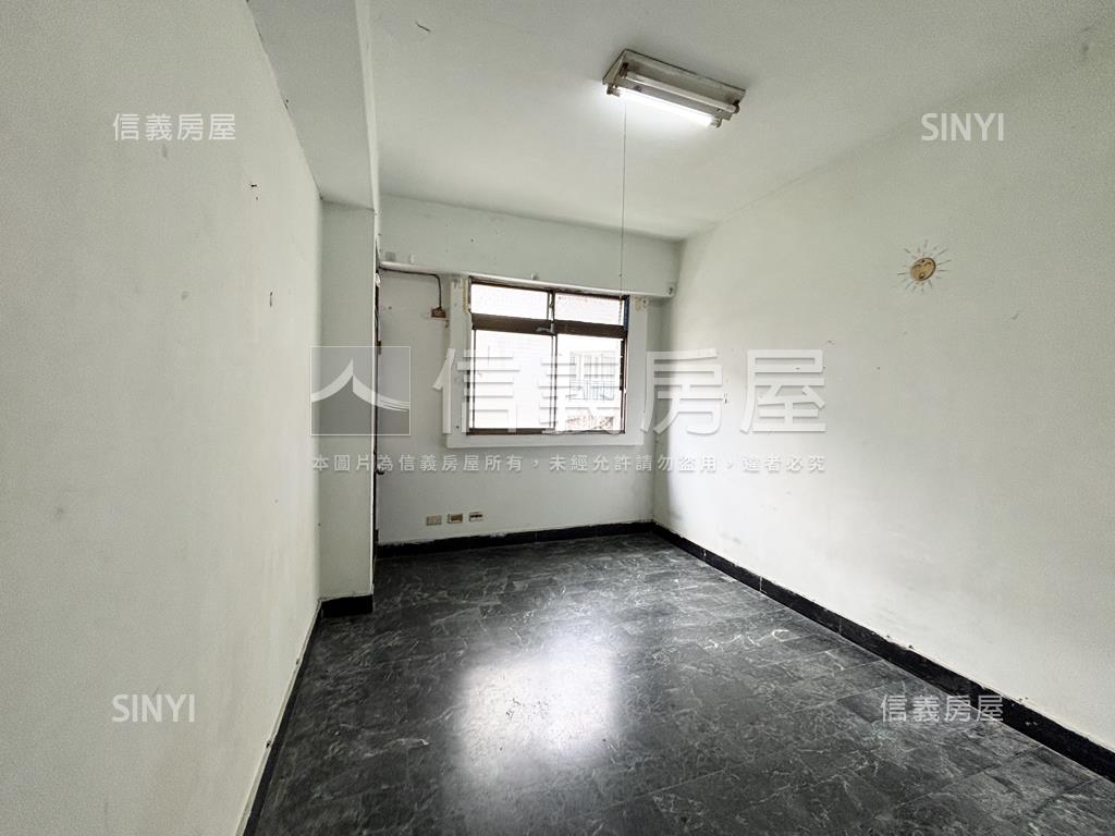 西區文教核心居仁國中三房房屋室內格局與周邊環境