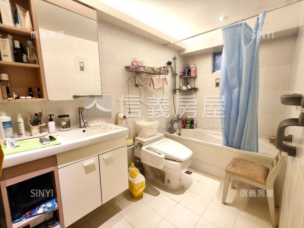 成功大戶景觀電梯三房房屋室內格局與周邊環境