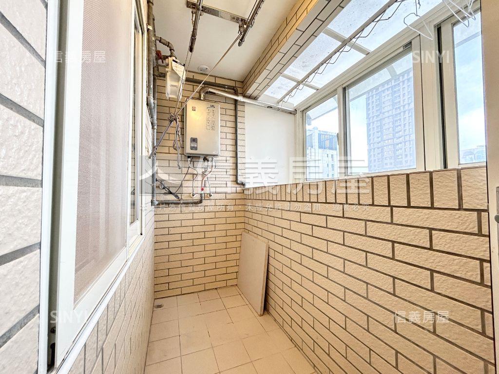 成功大戶景觀電梯三房房屋室內格局與周邊環境