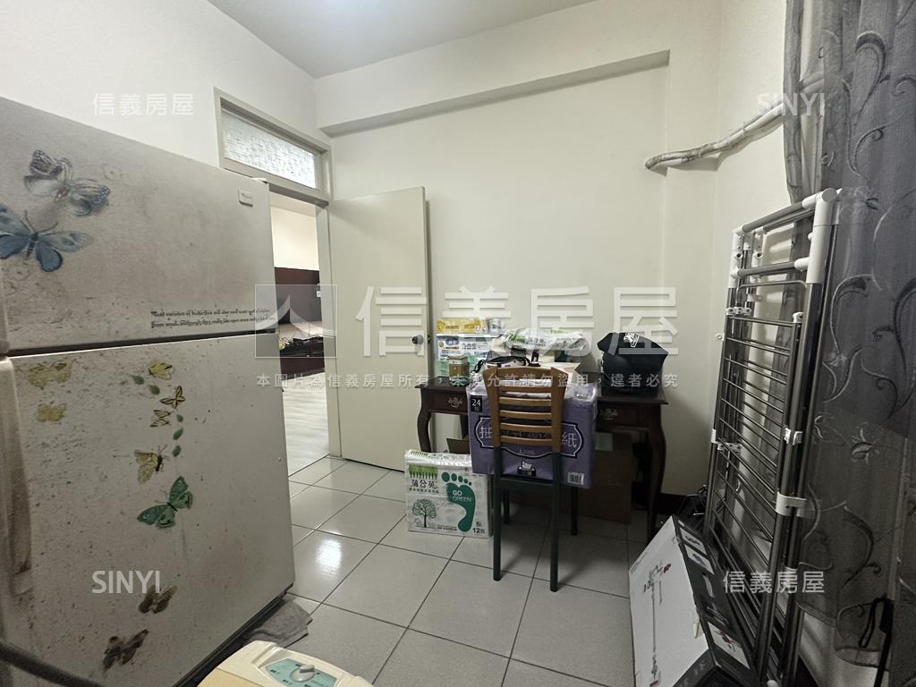 低總價地點好棒二樓房屋室內格局與周邊環境