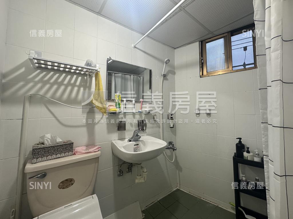低總價地點好棒二樓房屋室內格局與周邊環境