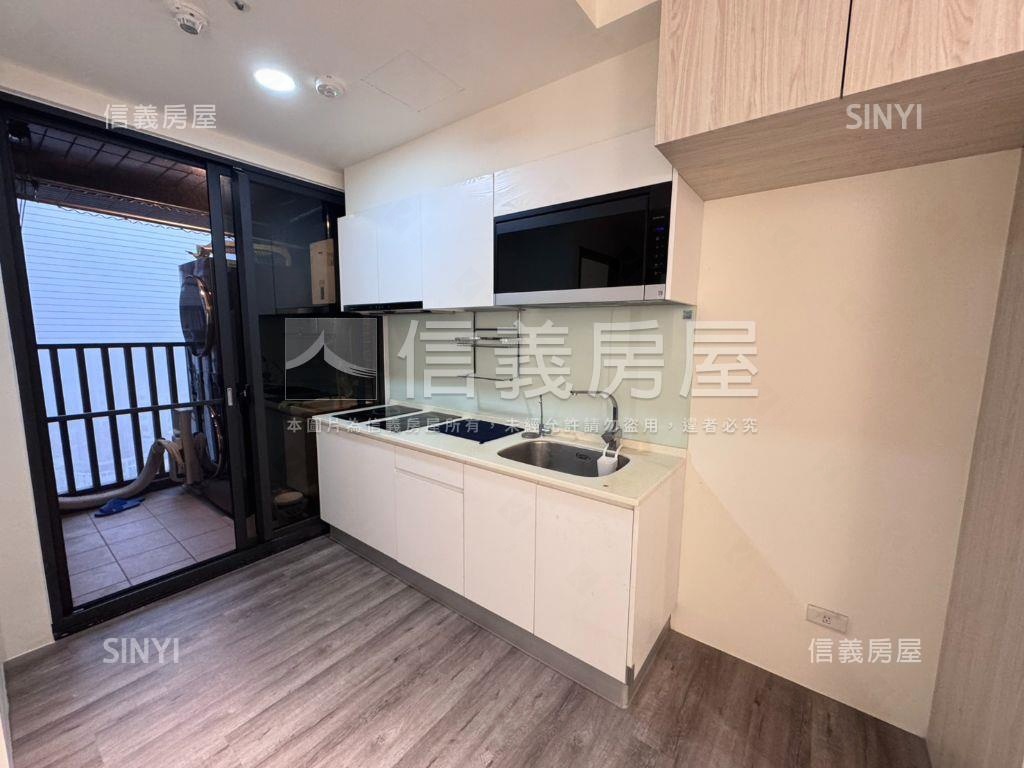 明日朗朗裝潢兩房車位房屋室內格局與周邊環境