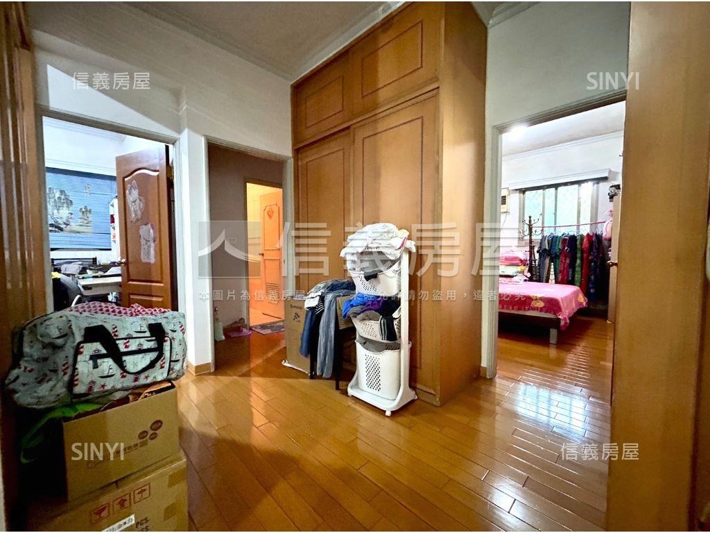 Ｅ生活優質四房房屋室內格局與周邊環境