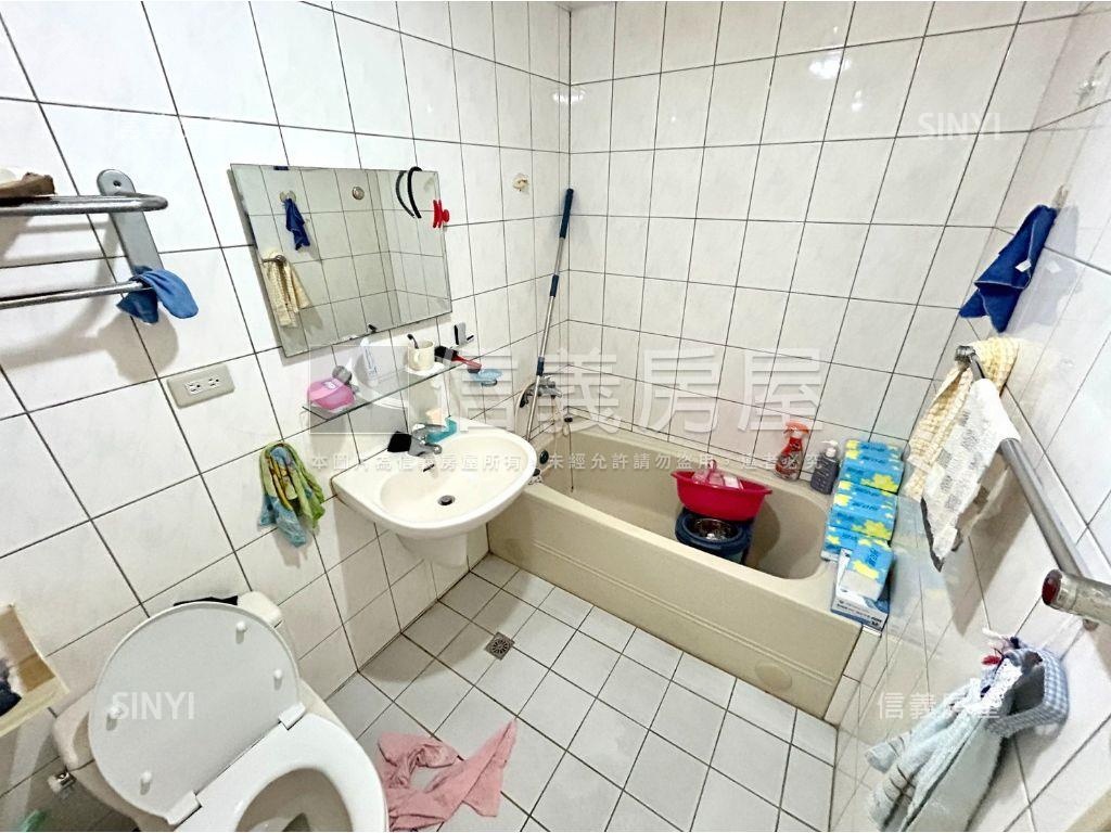 Ｅ生活優質四房房屋室內格局與周邊環境