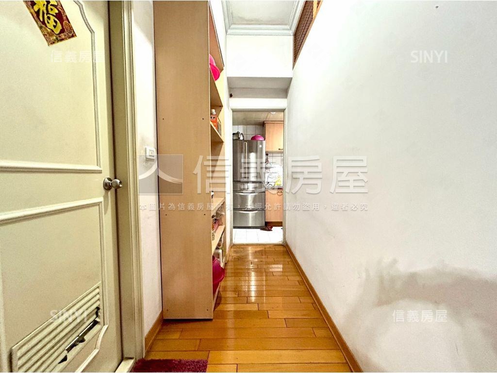 Ｅ生活優質四房房屋室內格局與周邊環境