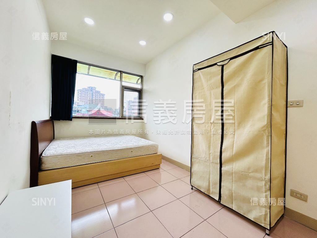 專任§溪尾街大坪數公寓房屋室內格局與周邊環境