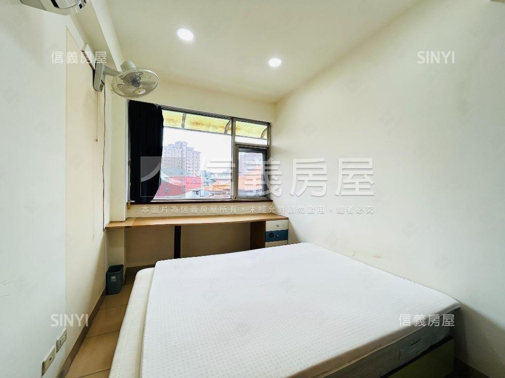 專任§溪尾街大坪數公寓房屋室內格局與周邊環境