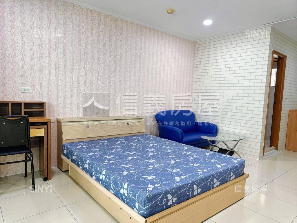 星鑽特區陽台美景大套房房屋室內格局與周邊環境