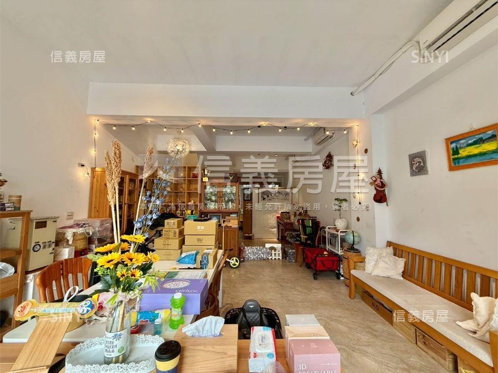 近Ａ１９青塘園寬店面別墅房屋室內格局與周邊環境