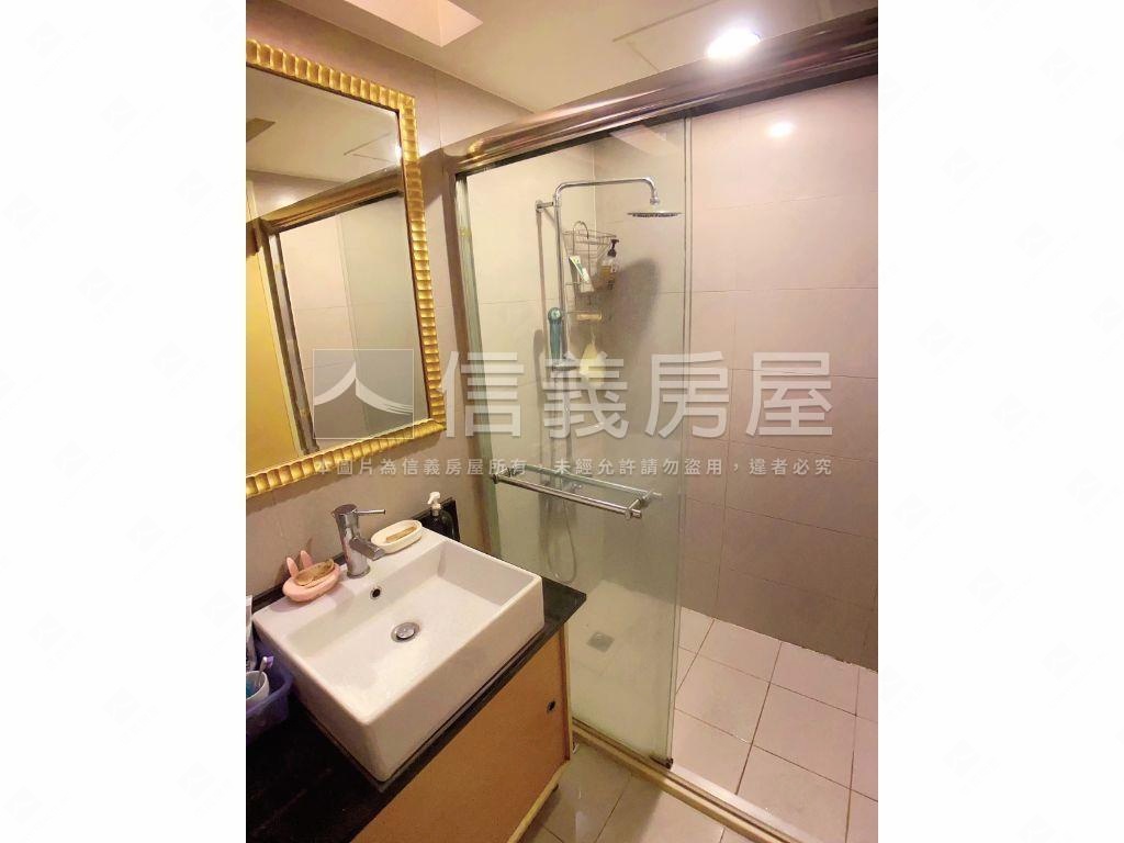 民權東路面圓環兩房房屋室內格局與周邊環境