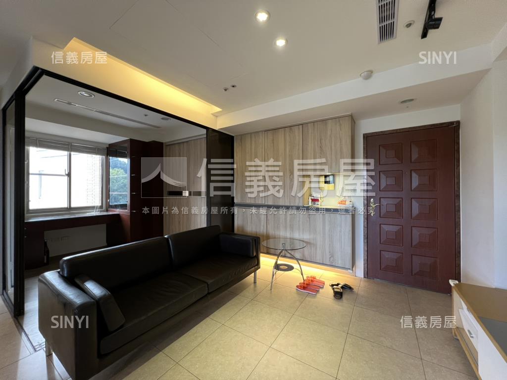 大安麗池捷運景觀二房車位房屋室內格局與周邊環境