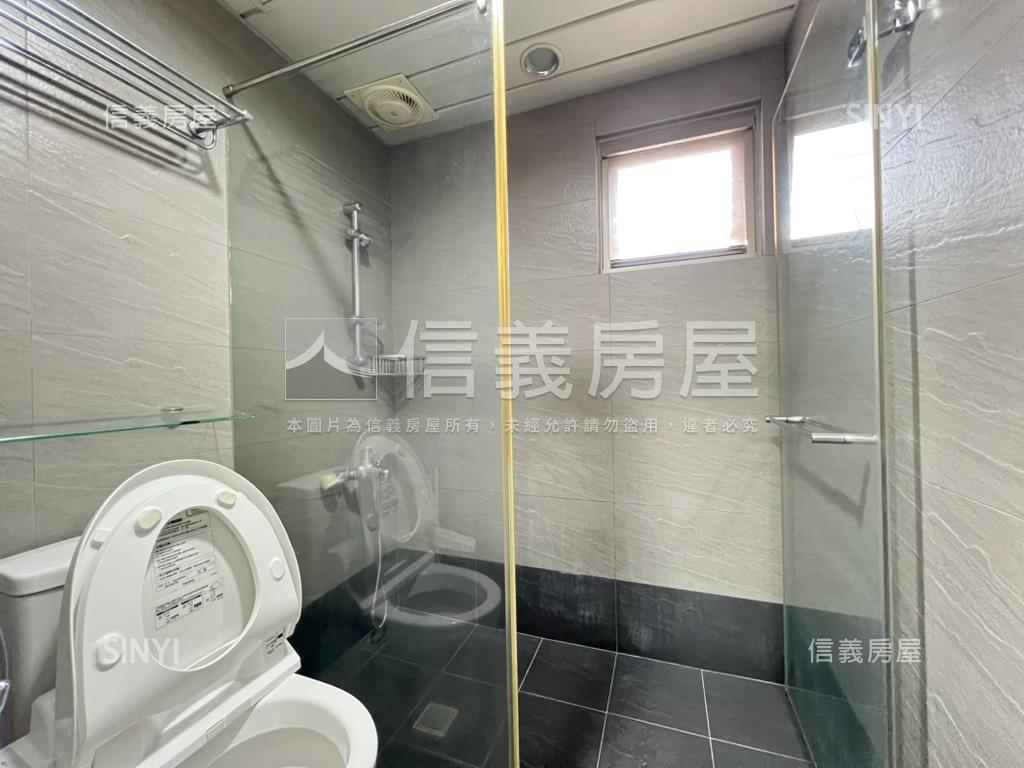 大安麗池捷運景觀二房車位房屋室內格局與周邊環境