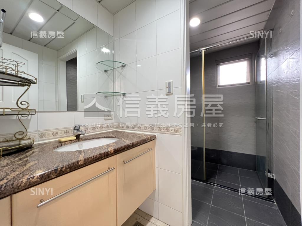 大安麗池捷運景觀二房車位房屋室內格局與周邊環境