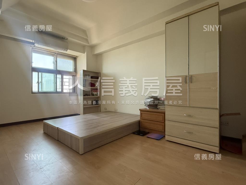 面運河生活美宅房屋室內格局與周邊環境