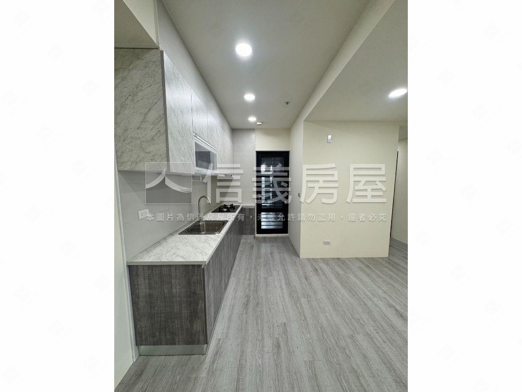 高大特區高樓景觀三房平車房屋室內格局與周邊環境