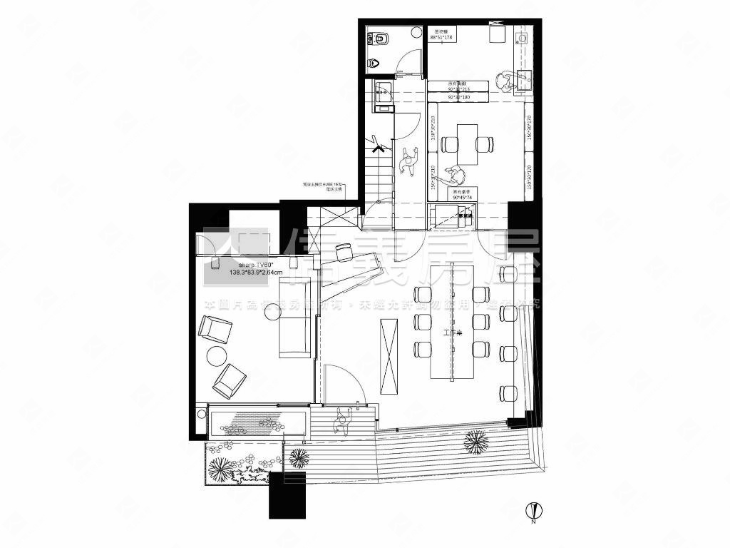 文心雲邸挑高店面房屋室內格局與周邊環境