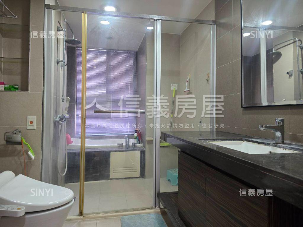 聯上真品三房平車房屋室內格局與周邊環境