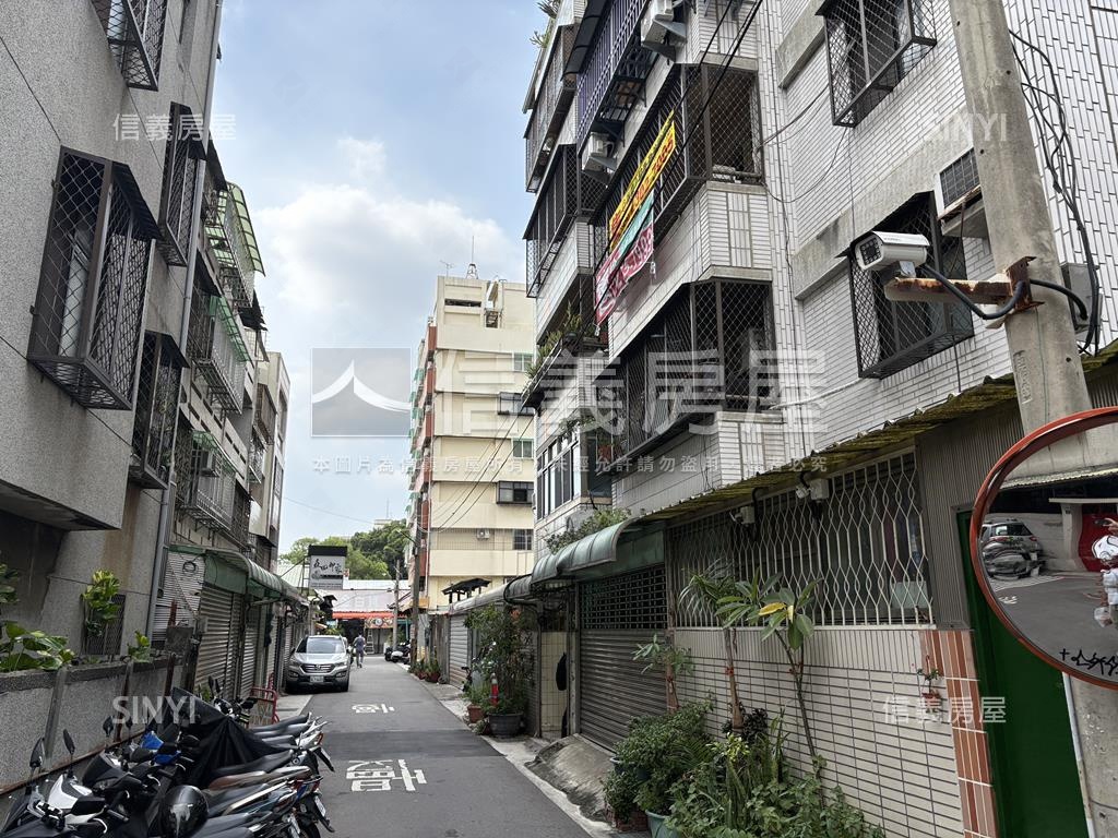 南區忠孝夜市旁邊間大三房房屋室內格局與周邊環境