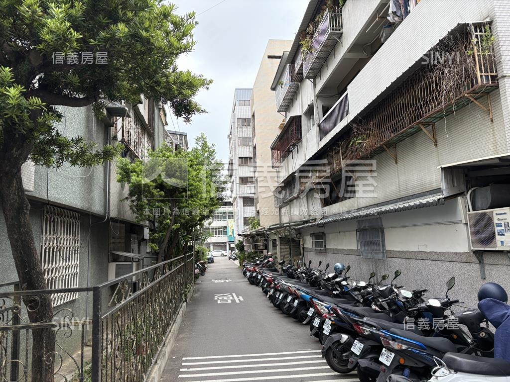 南區忠孝夜市旁邊間大三房房屋室內格局與周邊環境