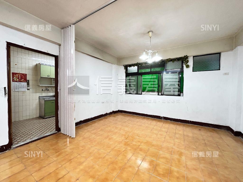 南區忠孝夜市旁邊間大三房房屋室內格局與周邊環境