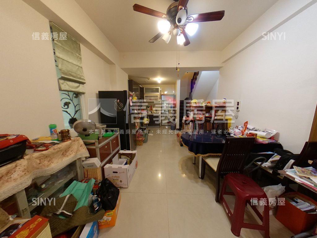 金鼎電梯透天店面房屋室內格局與周邊環境