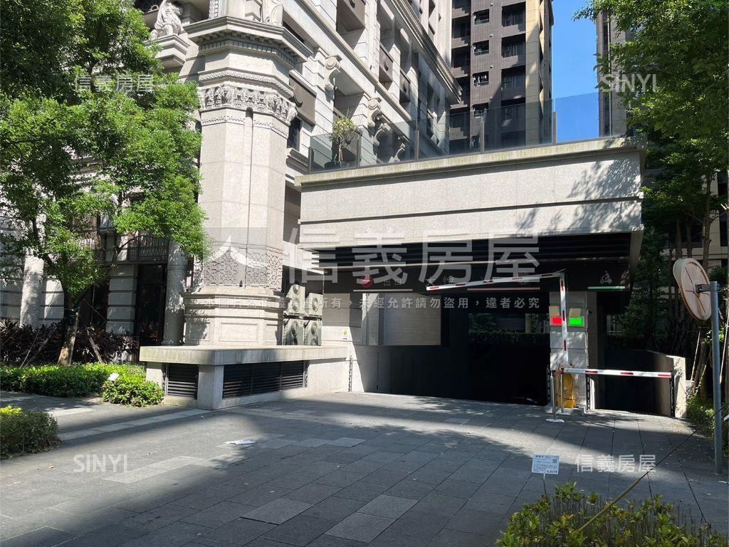 藝文大悅美妝２房房屋室內格局與周邊環境