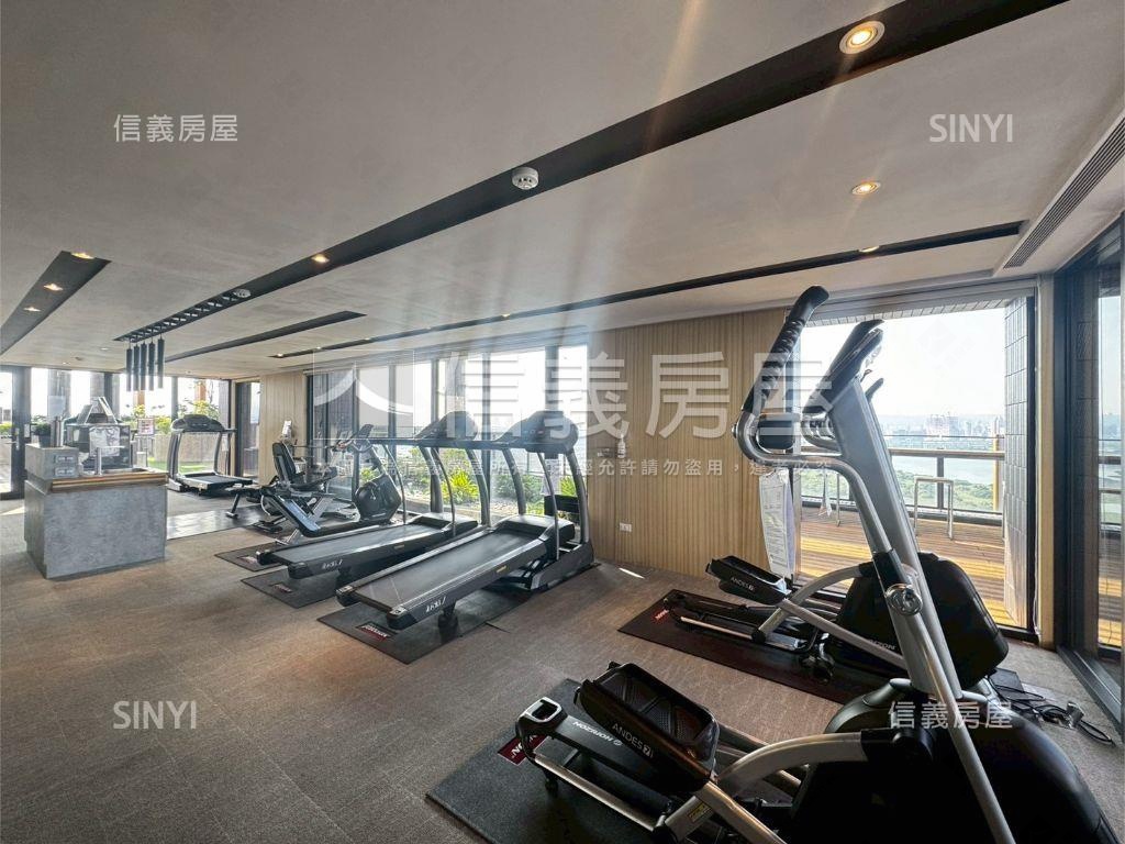 川悅美裝潢兩房有車位房屋室內格局與周邊環境