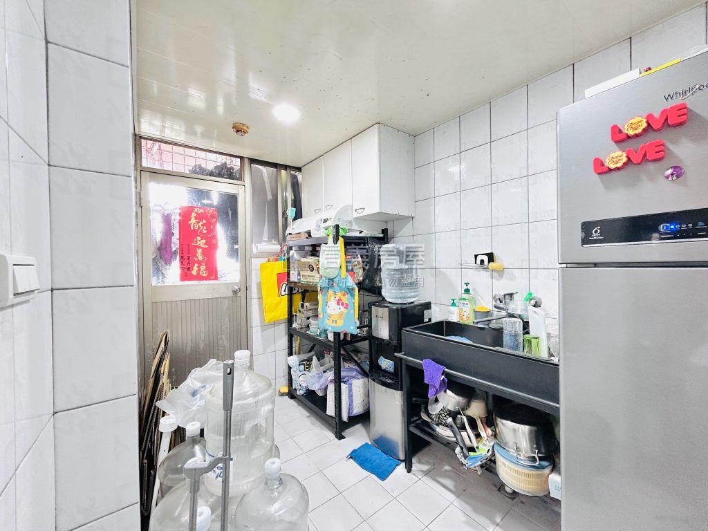 質感美屋車位房屋室內格局與周邊環境