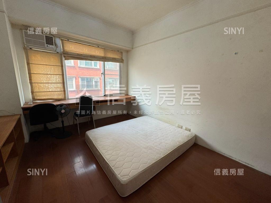 銘傳３套房包租公／婆房屋室內格局與周邊環境
