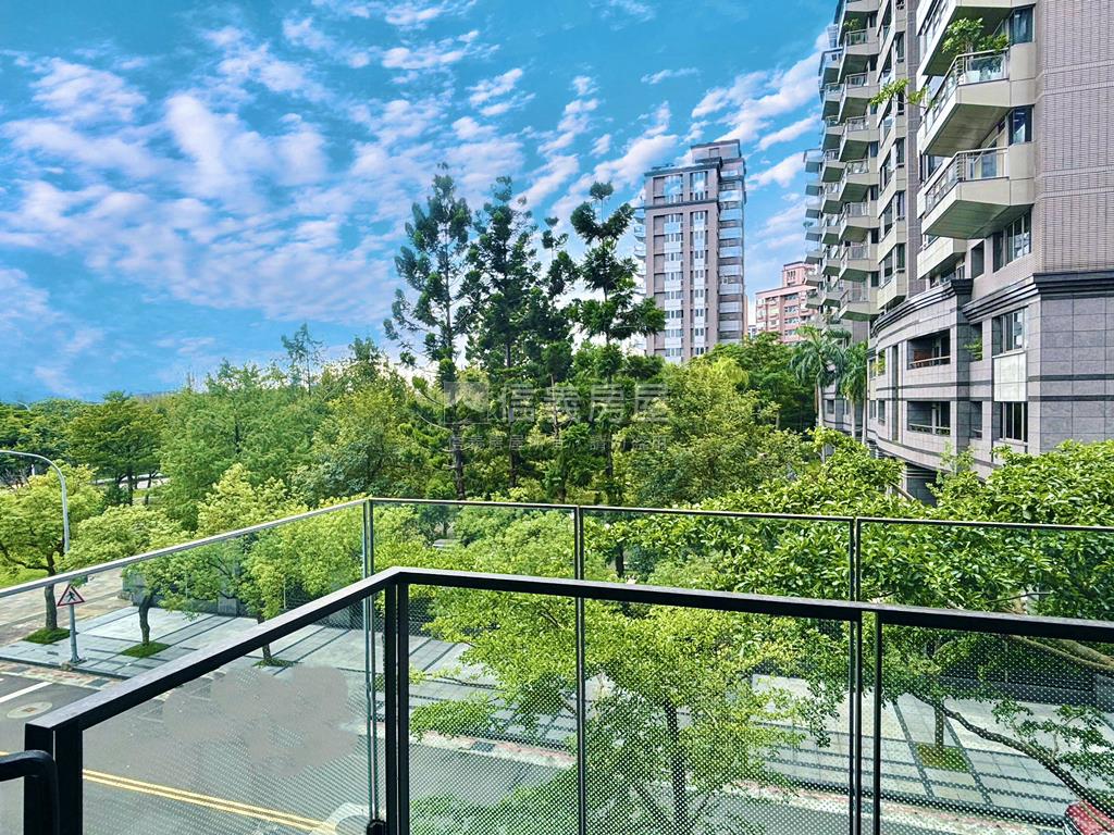 首泰⭐正面公園⭐一層一戶房屋室內格局與周邊環境
