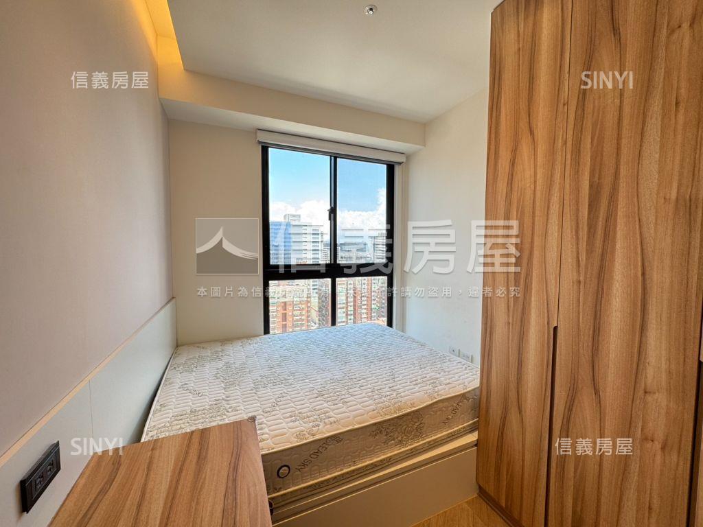 【榮馥大院】美景３房車位房屋室內格局與周邊環境