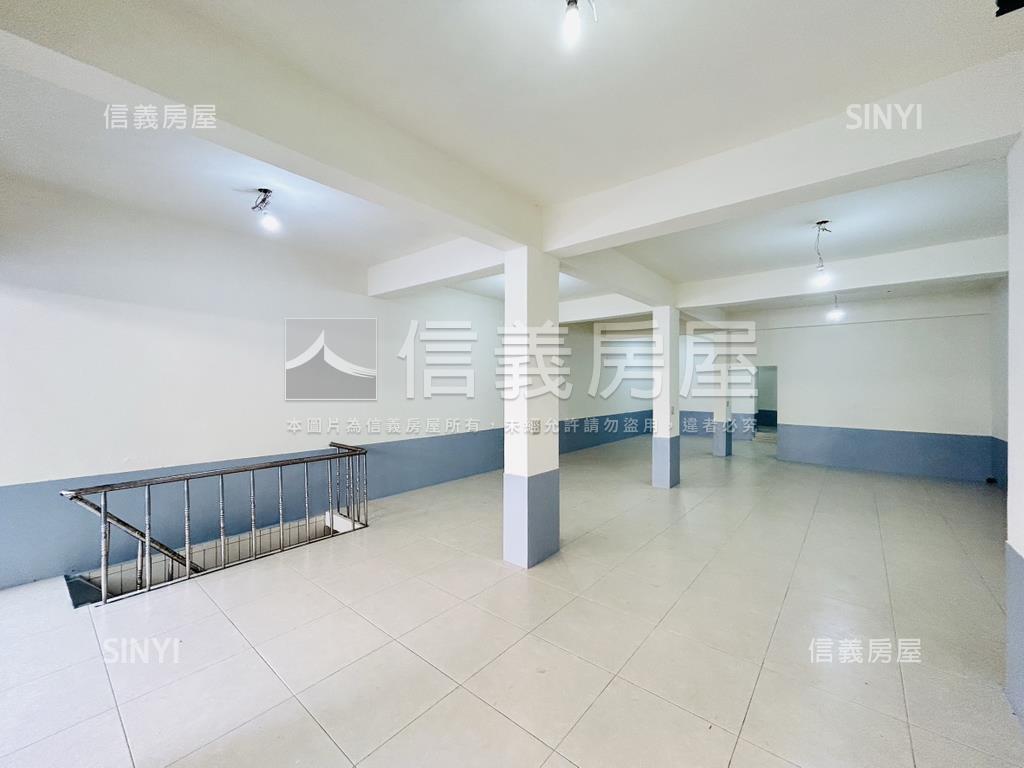 黃金一樓｜免爬樓梯輕鬆住房屋室內格局與周邊環境