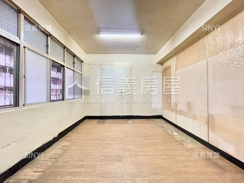 板橋長江四房美寓房屋室內格局與周邊環境