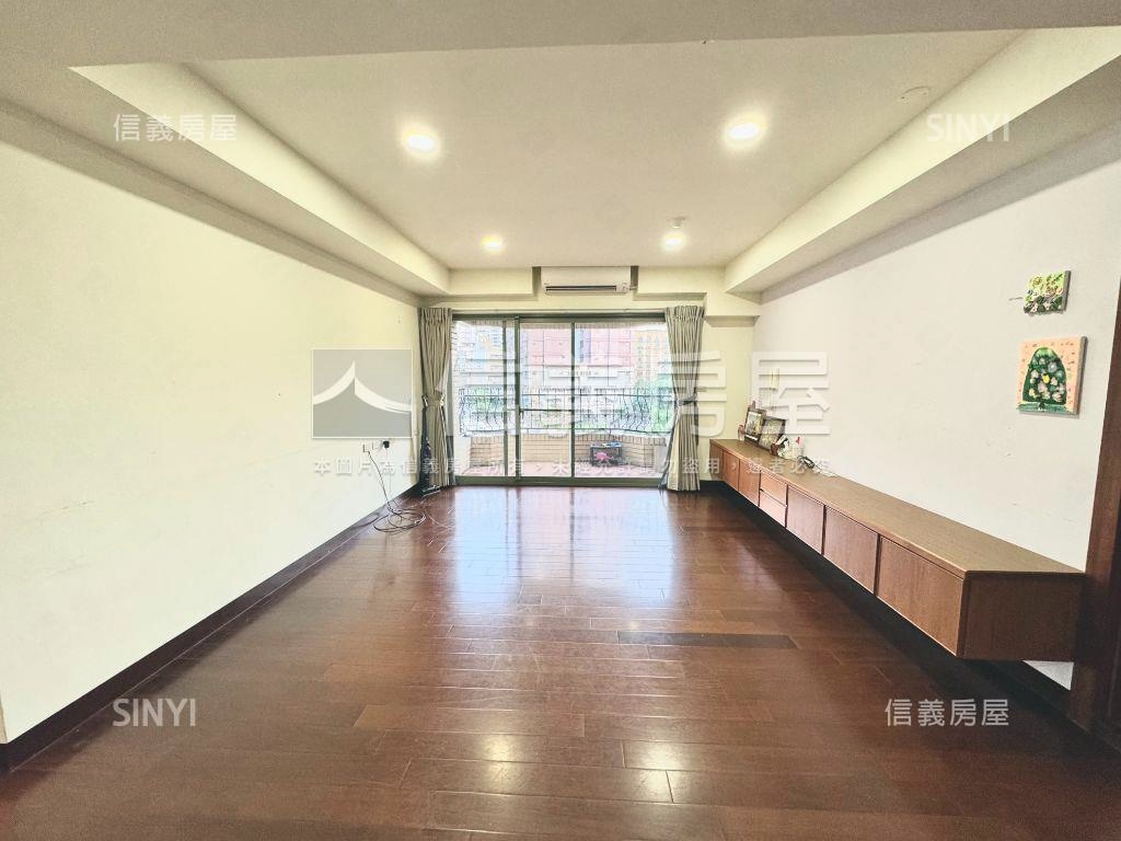 長昇建設風尚四房車位房屋室內格局與周邊環境
