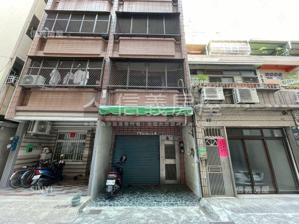 陽明商圈ＲＣ正四樓店住房屋室內格局與周邊環境