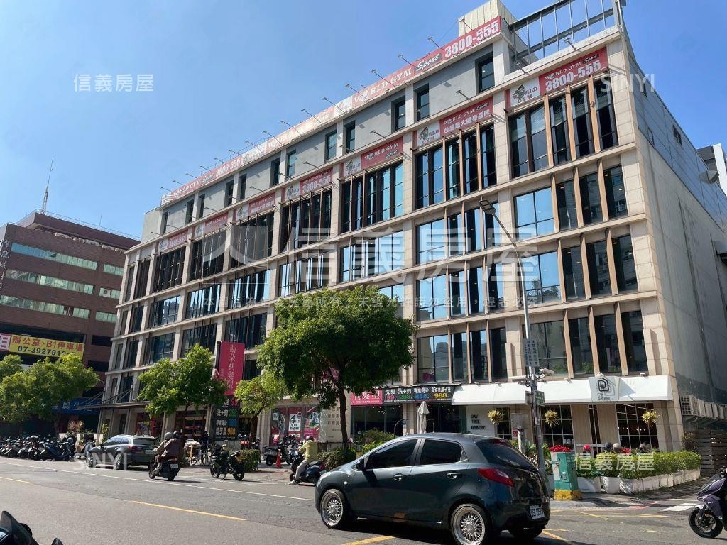 陽明商圈ＲＣ正四樓店住房屋室內格局與周邊環境