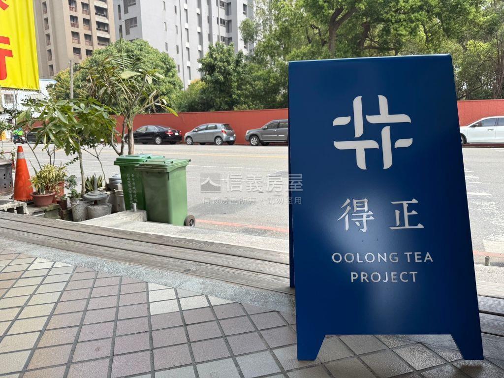 忠勇路角間店面房屋室內格局與周邊環境