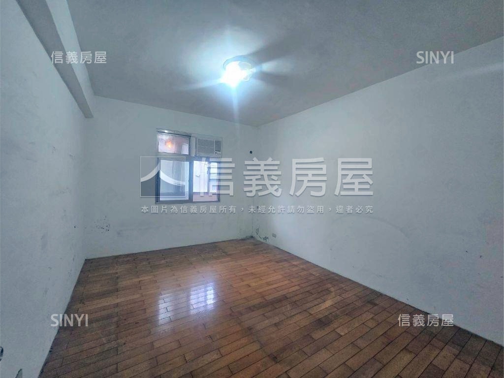 金華街方正頂加房屋室內格局與周邊環境