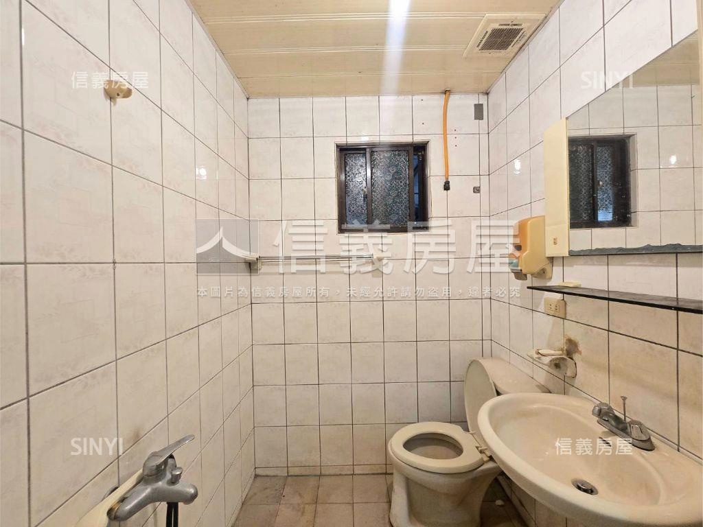 金華街方正頂加房屋室內格局與周邊環境